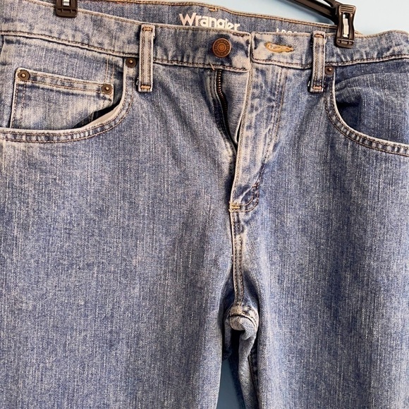 nwot Wrangler Crescent Moon Loose Fit Jeans US 30 - Picture 2 of 8